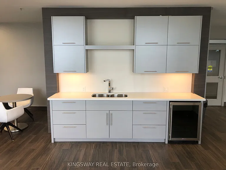 2087 Fairview St #1808 — Photo 33