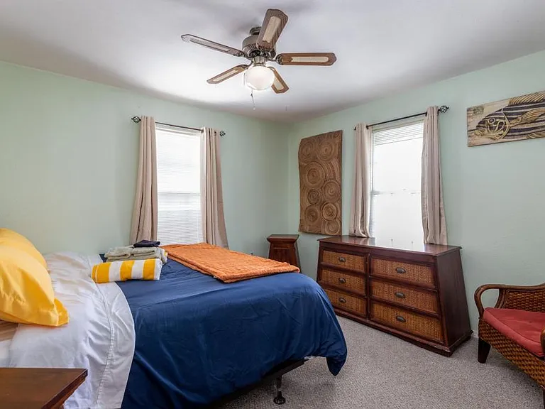 14602 Villa Maria Isabel — Photo 9