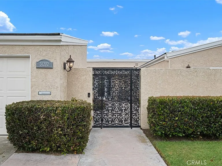 31202 Palma Dr — Photo 5