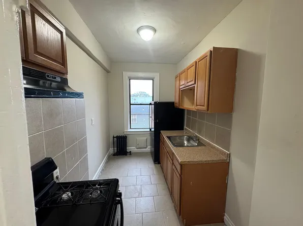 809 Broadway #6D, Newark, NJ 07104