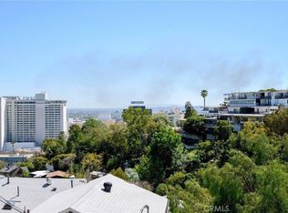 6910 Paseo Del Serra, Los Angeles, CA 90068