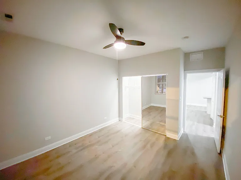 3108 N. Milwaukee Ave. — Photo 9