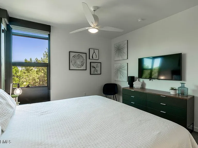 200 W Portland St #420 — Photo 2