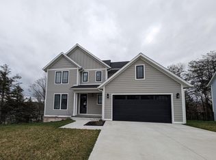 4726 N Triple Crown Dr, Bloomington, IN 47404
