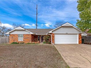 1724 Oakcliff Rd, Norman, OK 73071