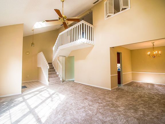 2nd image of 8081 Dickie Dr