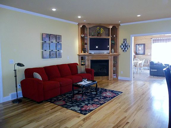 2nd image of 202 Northbay Dr
