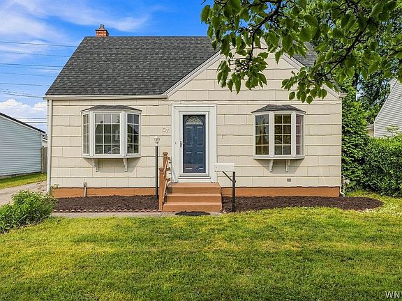 2nd image of 67 Elaine Ct