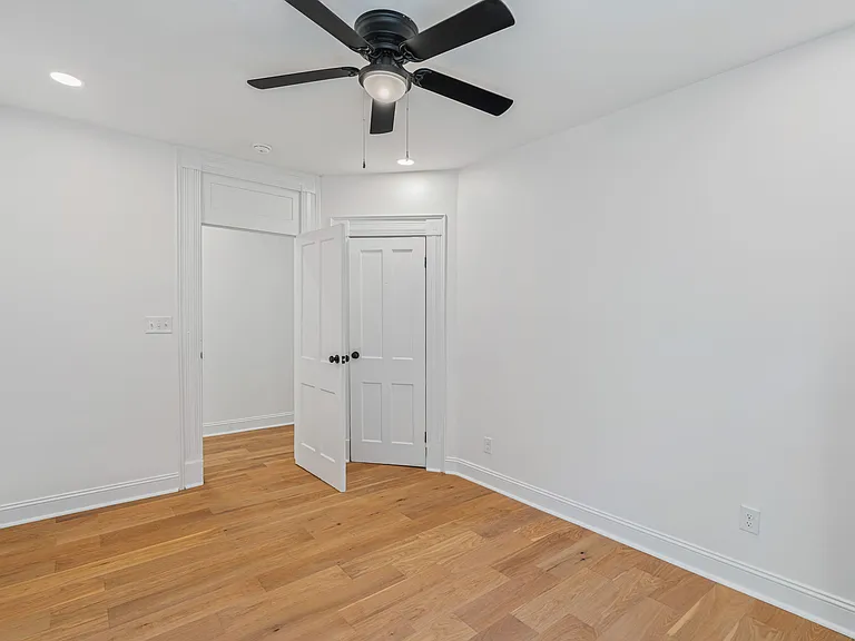 513 N Central St #4 — Photo 11