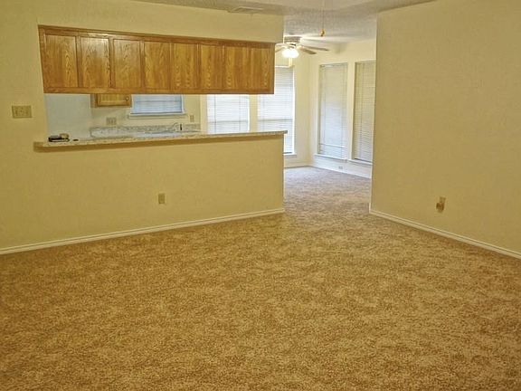 4th image of 1904 Crooked Ln