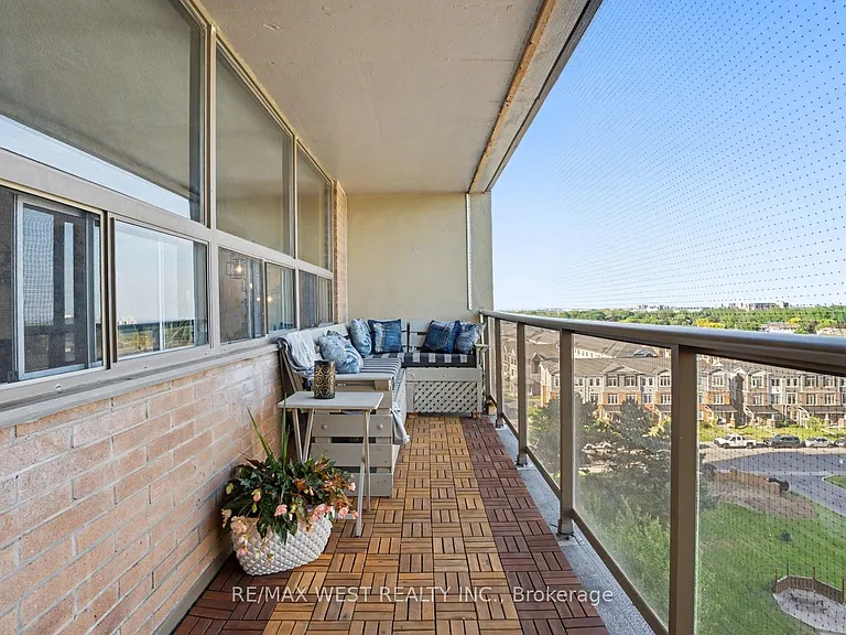 15 Nicklaus Dr #807 — Photo 18