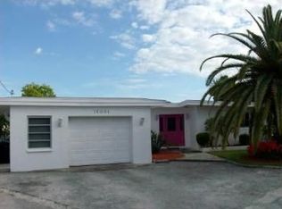 16004 4th St E, Redington Beach, FL 33708