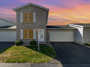 1023 Windsor Ln, Dyer, IN