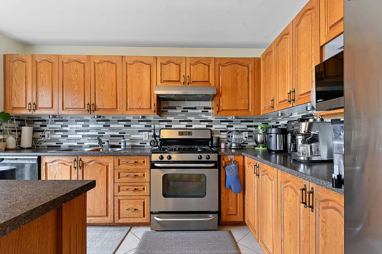 177 Grovemont Dr — Photo 3