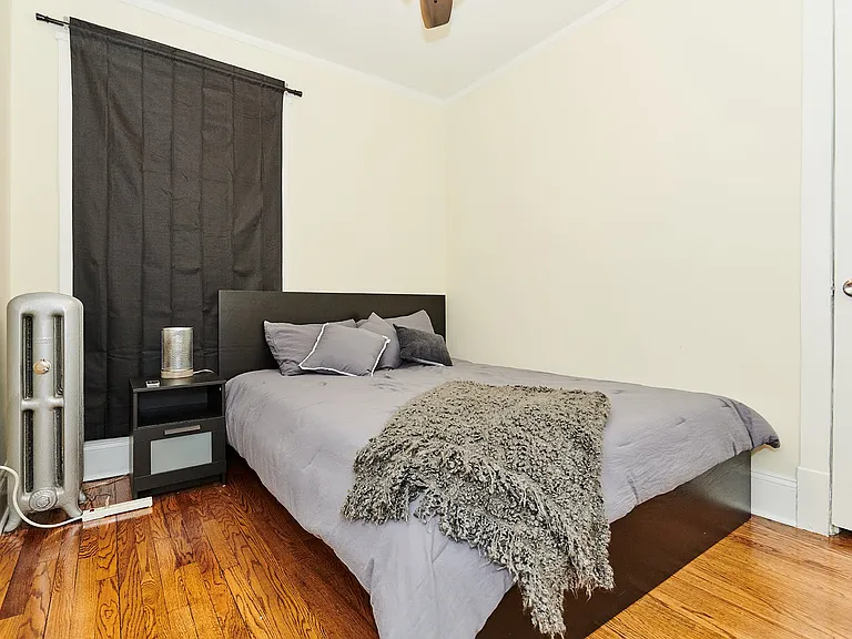 2536 W Thorndale Ave #3 — Photo 2