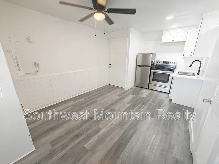 7122 N 48th Ave #5A — Photo 6