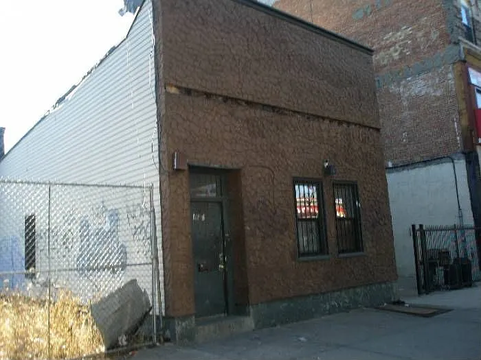 Photo 2