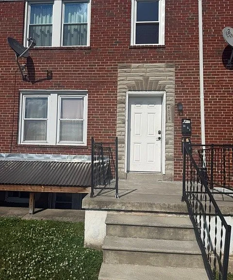 4008 Erdman Ave #2 — Photo 1