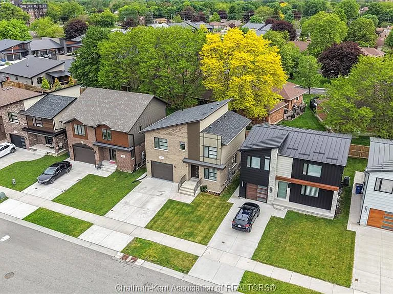 59 Churchill Park Rd — Photo 39