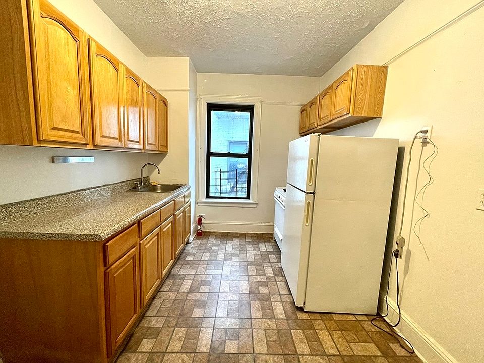 1st image of 23-11 28th Ave #3U