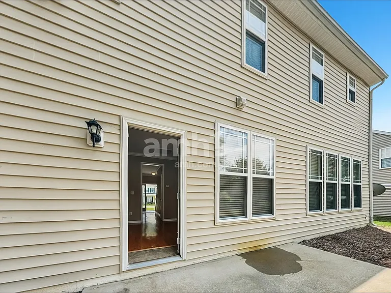317 Collinsworth Dr — Photo 18