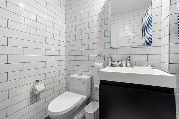 Rented by Compass | media 12