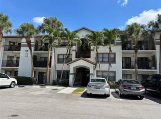 620 S Park Rd #332, Hollywood, FL 33021