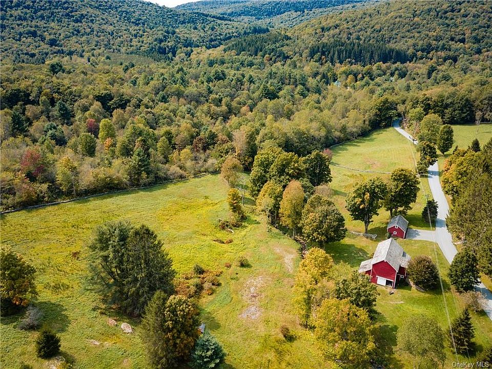 2nd image of Beaverkill Rd