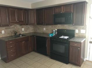 466 Shurs Ln, Philadelphia, PA 19128