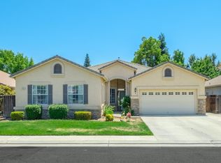 2655 E Tarragon Way, Fresno, CA 93720