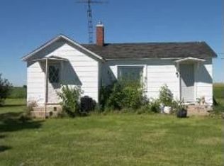 3263 E 8th Rd, Utica, IL 61373