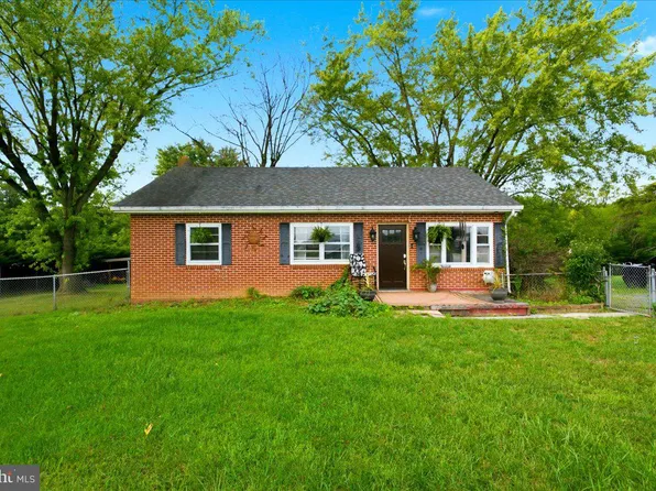 1810 Chapel Rd, Middletown, VA 22645