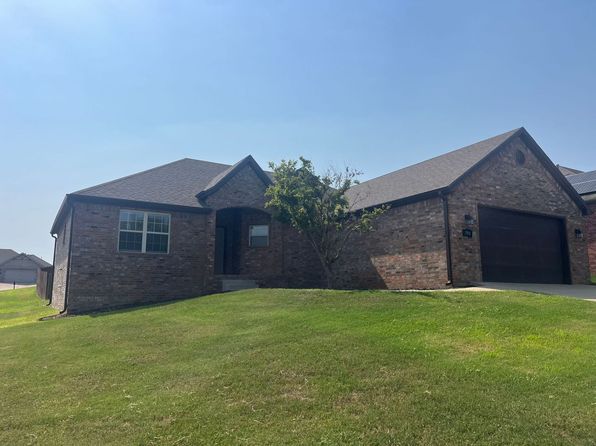 590 Sorrento Dr