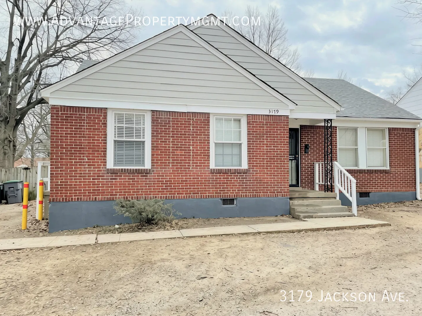 Charming 2 bedroom, 1 bathroom duplex — Photo 2