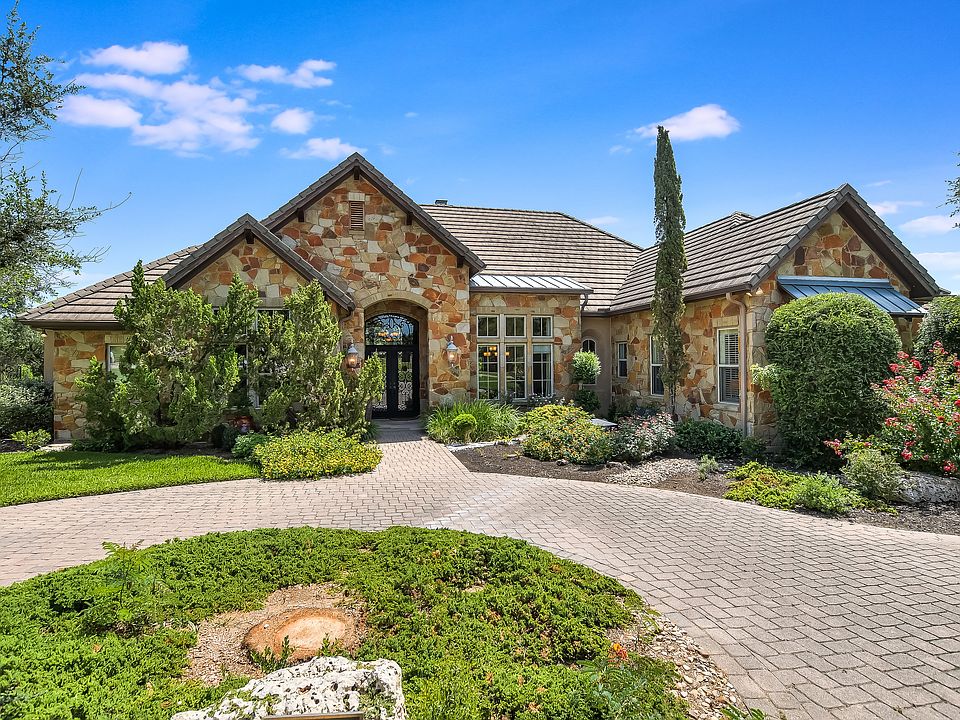 1st image of 7416 Oak Shores Dr