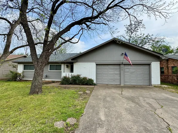 749 Oakwood Ave, Hurst, TX 76053