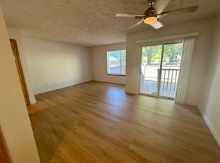 12031 28th Ave NE APT B, Seattle, WA 98125