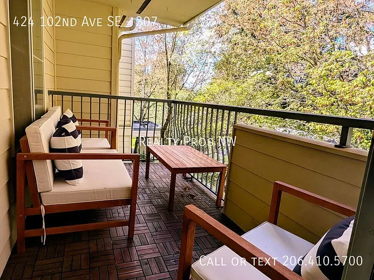 424 102nd Ave SE #307 — Photo 19