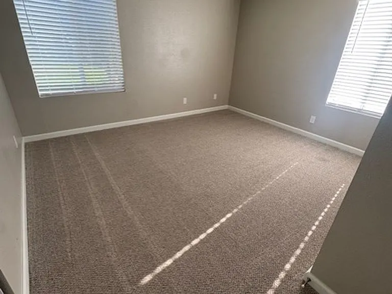 River Run Apartments — Photo 11