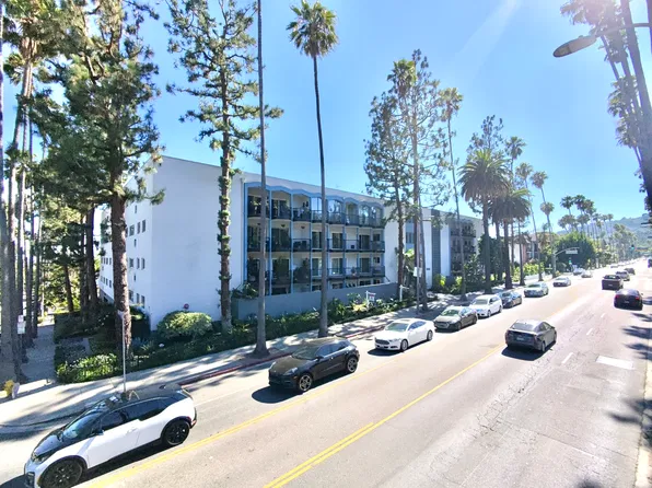 7560 Hollywood Blvd APT 204, Los Angeles, CA 90046