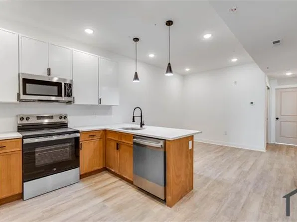 2404 N 6th St #2, Philadelphia, PA 19133