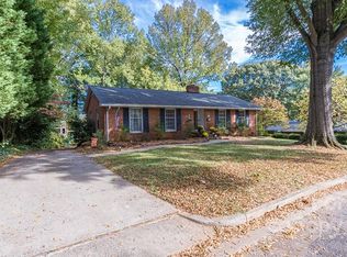 520 Treasure Ln, Gastonia, NC 28054