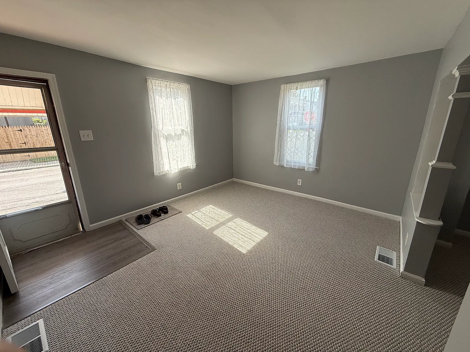 2 bed, 1162 sqft, $1,900 — Photo 4