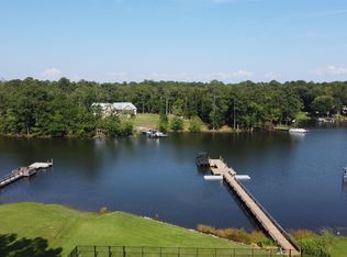 518 Pioneer Shores Rd, Prosperity, SC 29127