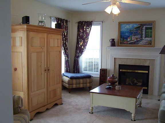 Another view of the family room - notice all the windows!