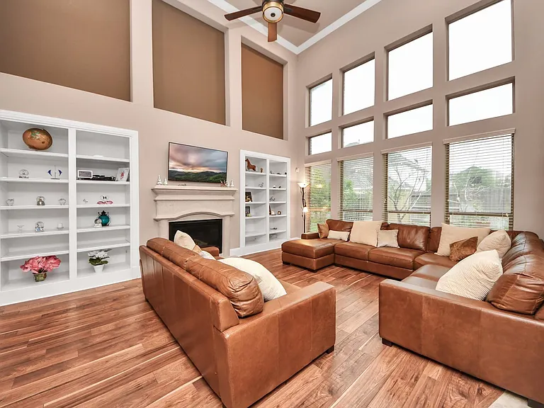 2895 Ragusa Ln — Photo 18