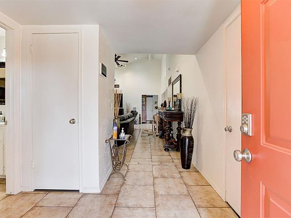 5th image of 2121 NW 115th Ter