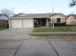 725 Twilight Dr, Garland, TX 75040