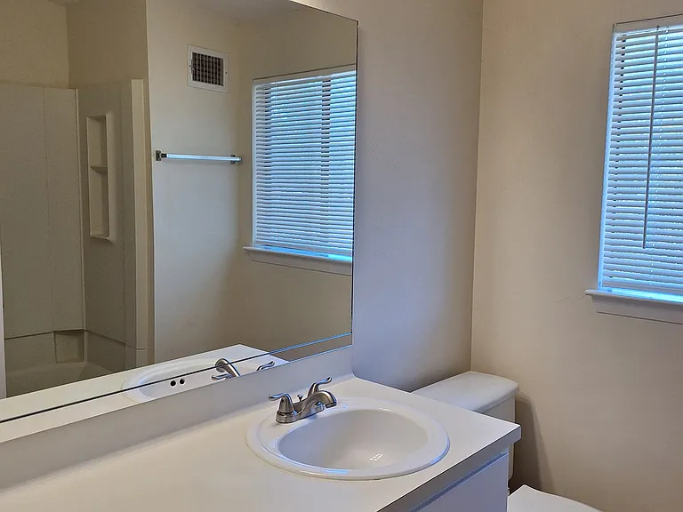 8207 Hood Cir #B — Photo 27