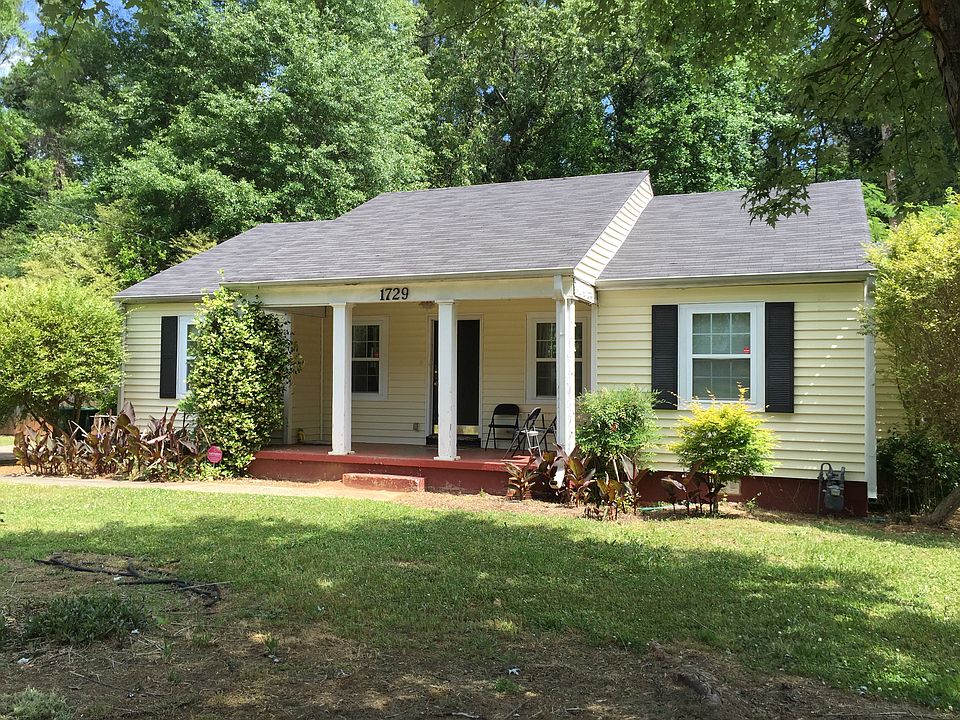 2nd image of 1729 Cecilia Dr